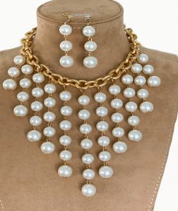 Pearl Fringe Necklace